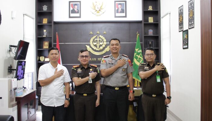Jalin Sinergitas, Kapolres Pakpak Bharat Silaturahmi Ke Kejari Dairi