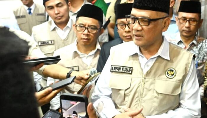 Menhaj Gus Irfan: Jangan Ada Lagi Pejabat Daerah Jadi Petugas Haji