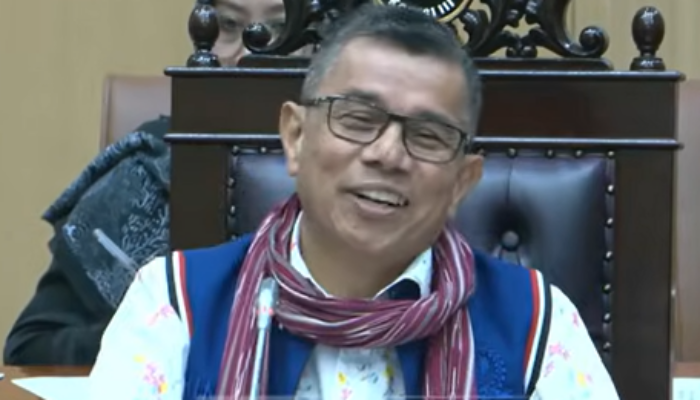 Hinca Pandjaitan Bacakan Kesimpulan Rapat Komisi III DPR RI Dan IPASPI