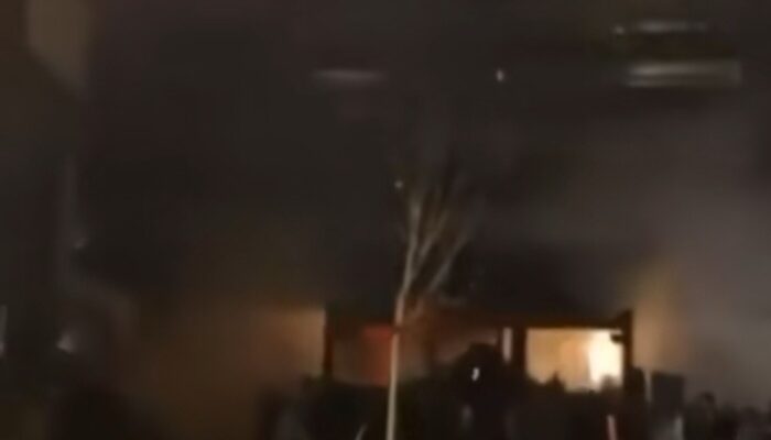 Ledakan Saat Pesta Tahun Baru Di Bar Le Constellation Swiss, Puluhan Orang Tewas