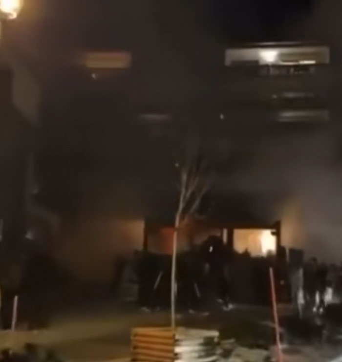 Ledakan Saat Pesta Tahun Baru Di Bar Le Constellation Swiss, Puluhan Orang Tewas