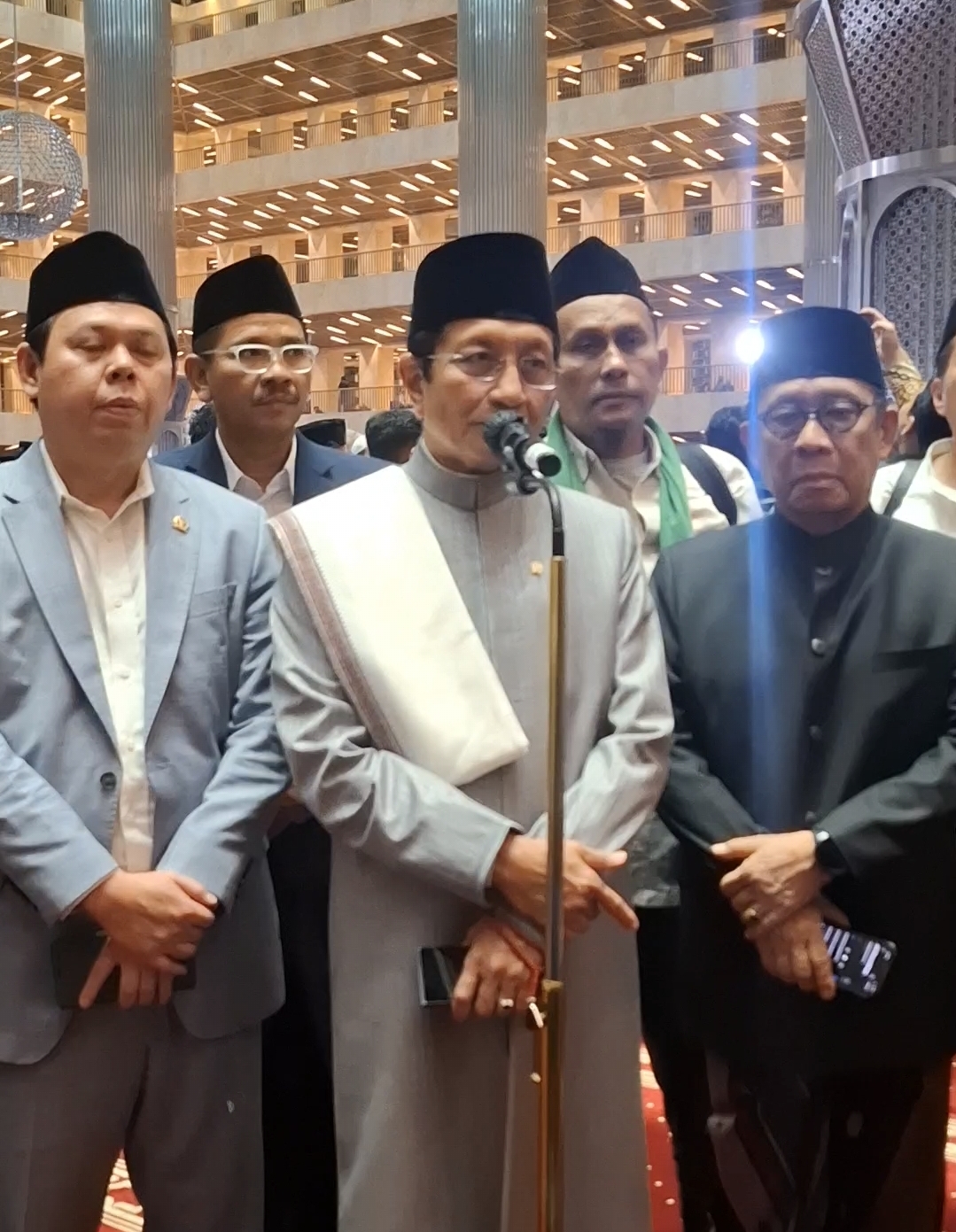 Menag Nasaruddin Umar: Isra Mikraj Ajarkan Kesalehan Spiritual dan Ekologis