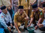Letakkan Batu Pertama Pembangunan Masjid At-Tawwabin, Zakiyuddin Harahap Tekankan Fungsi Sosial Rumah Ibadah