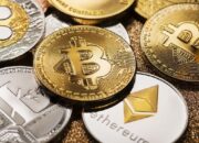 Harga Emas Cetak Rekor, Bitcoin Bangkit