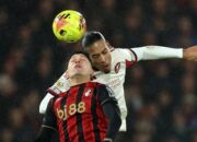 Liverpool Kalah Dramatis Gara-gara Lemparan Super