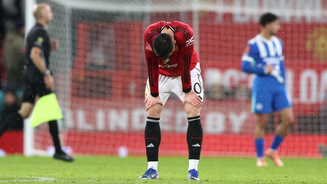 Kalah Di Piala FA, Peluang MU Angkat Trofi Makin Sulit Musim Ini