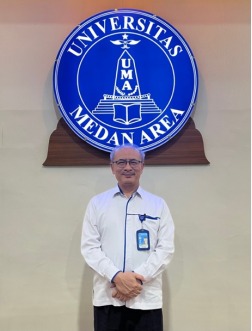 Prof Dadan & Rumus Prestasi Sang Rektor