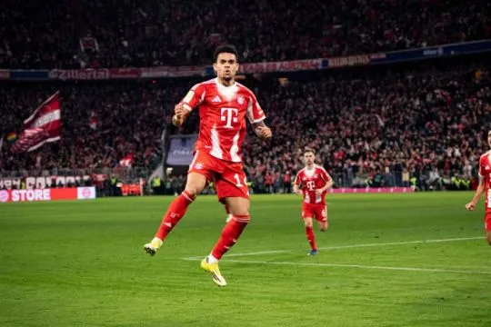 Luis Diaz Hatrik, Bayern Muenchen Pesta Gol