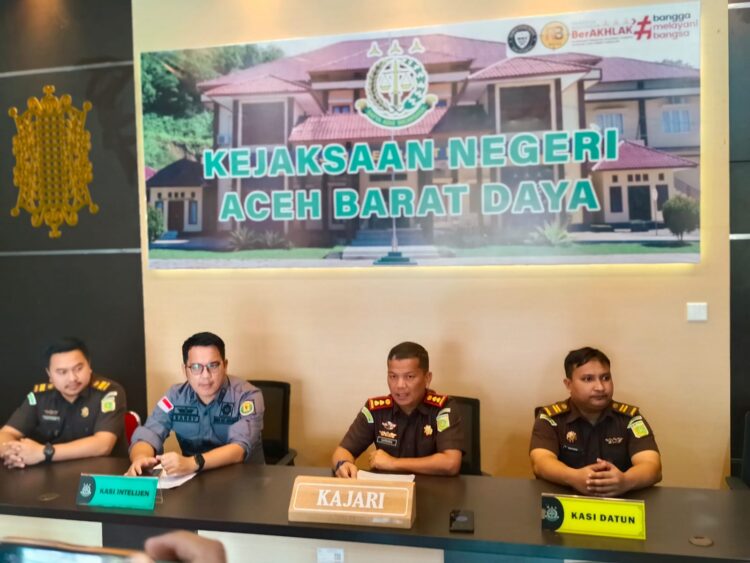 Korupsi Pabrik Es Rp715 Juta, Dua Pejabat DKP Abdya Ditahan