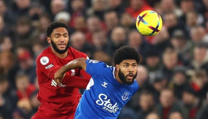 Liverpool Krisis Bek Kanan Hadapi Sunderland