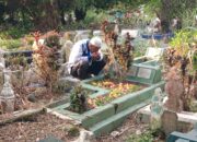 Jelang Ramadan, Warga Medan Ramai Ziarah Kubur