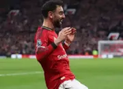 MU Taklukkan 10 Pemain Tottenham