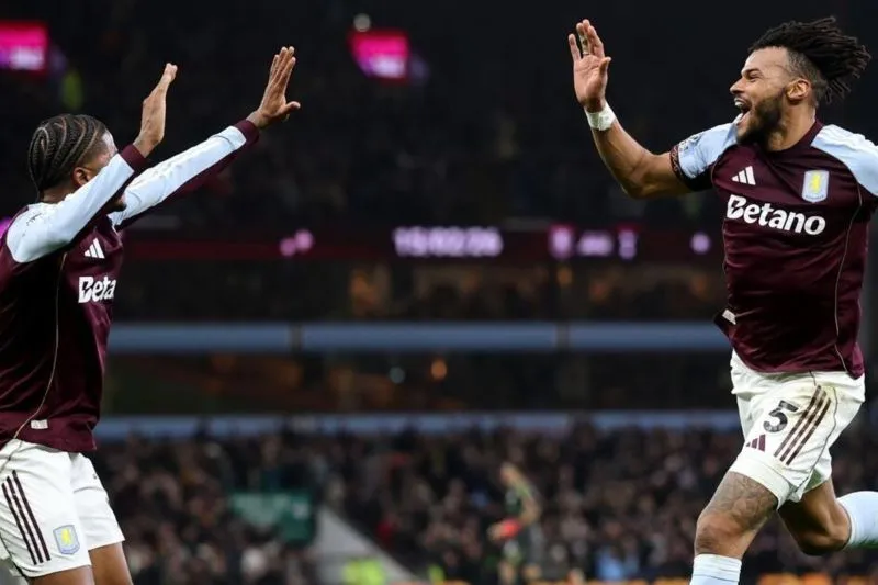 Gol Bunuh Diri Menangkan Villa, Burnley Kalahkan Crystal Palace