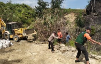Bupati Dairi Instruksikan Tangani Longsor Jalan Parbuluan III
