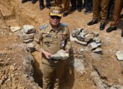 Bupati Humbahas Letakkan Batu Pertama Koperasi Desa Merah Putih Pakkat Hauagong