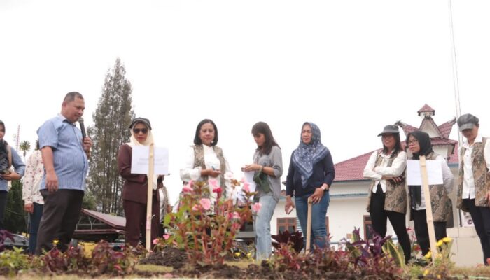 Kontes Bunga Meriahkan Gerakan Indonesia ASRI Di Dairi