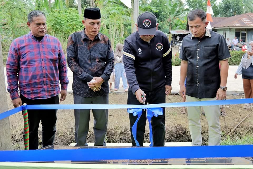 Jalan Swadaya Masyarakat Di Simalungun Selesai, Warga Tiga Nagori Gelar Syukuran