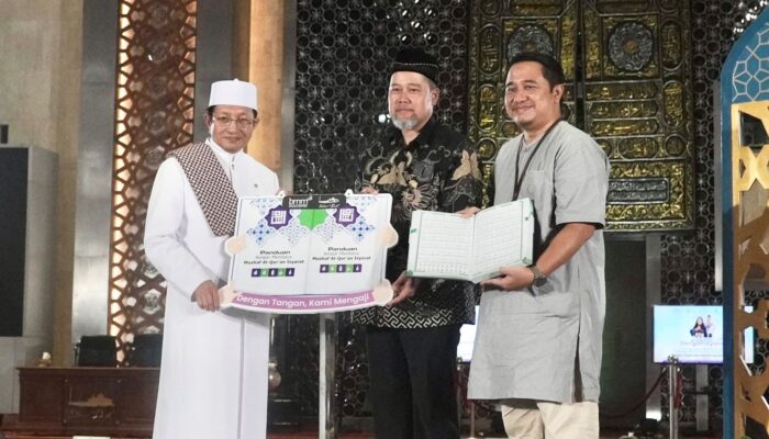 BMM Dan Masjid Istiqlal Luncurkan Program Wakaf Al-Qur’an Isyarat