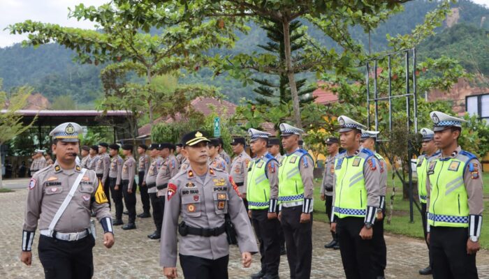 Polres Tapteng Gelar Apel Operasi Keselamatan Toba 2026 Jelang Lebaran