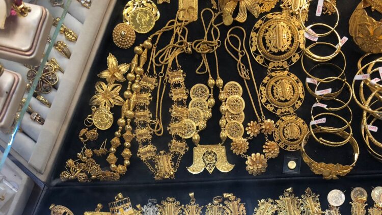 Harga Emas di Banda Aceh Turun Awal Februari 2026