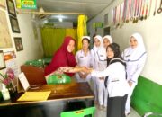 Universitas Deztron Indonesia Medan Antar Mahasiswa Kebidanan Praktik Kerja