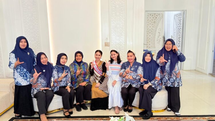 Ketua TP PKK Langkat  Dukung Ratu Morayya Di Putri Pelajar Riau 2026