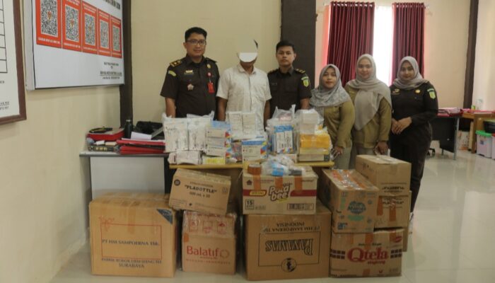 Edarkan Obat Keras Tanpa Izin, Jaksa Tahan Pemilik Toko di Abdya