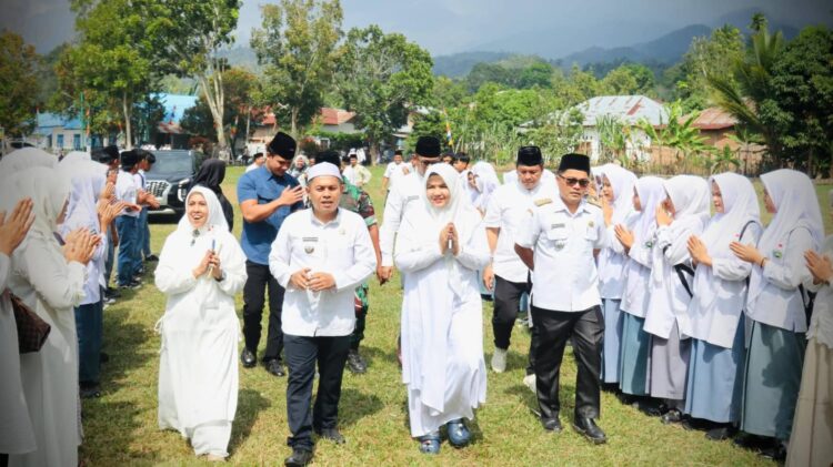 Wabup Madina Nilai Momen Keagamaan Mempererat Silaturahmi