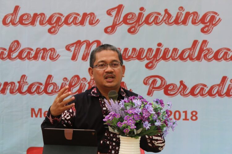 Penegakan Hukum Tanpa Kepercayaan