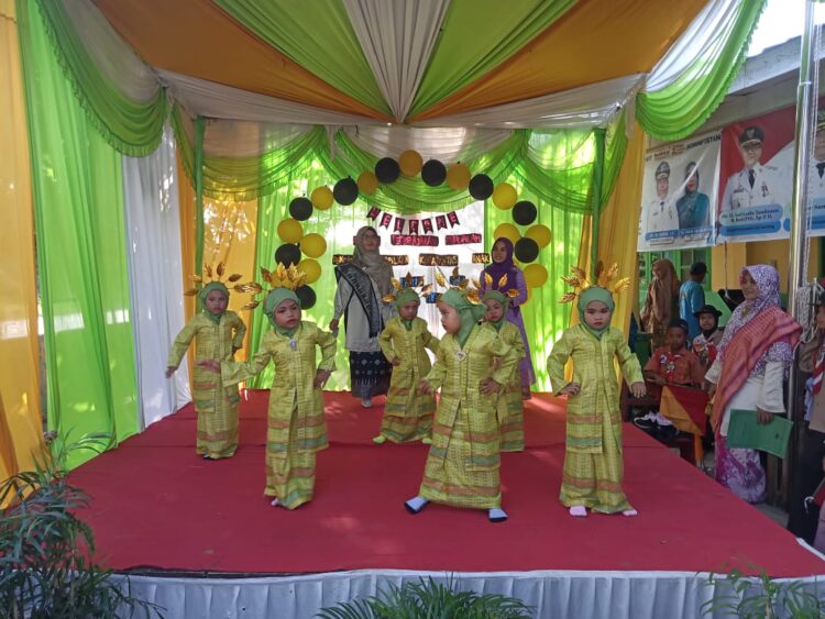 Libatkan Orang Tua, SD IT Ardiansyah Araskabu Gelar Pentas Seni dan Kreativitas Anak Sejak Dini