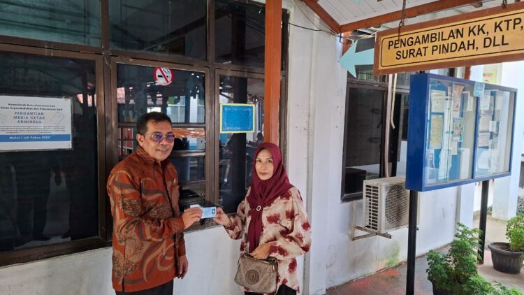 Mesin Cetak KTP-el Berhasil Diperbaiki, Disdukcapil Lhokseumawe Kembali Layani Pencetakan KTP