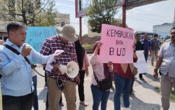 Aktifis TTB Orasi Di Kejari Tebingtinggi Terkait Masalah Hukum