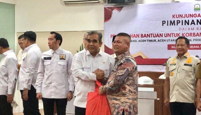 Pimpinan MPR RI Tinjau Penanganan Bencana di Aceh, Salurkan Ribuan Paket Sembako