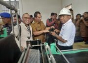 Wali Kota Lhokseumawe Luncurkan Program Broeh Jeut Keu Peng Di TPA Alue Liem