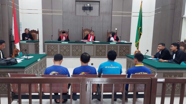 Tiga Oknum Polisi dan Satu Residivis Narkoba Dituntut Enam Tahun Penjara