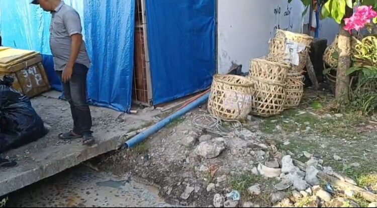 SPPG Sei Rampah Diduga Buang Limbah ke Drainase Jalan Lintas Sumatera