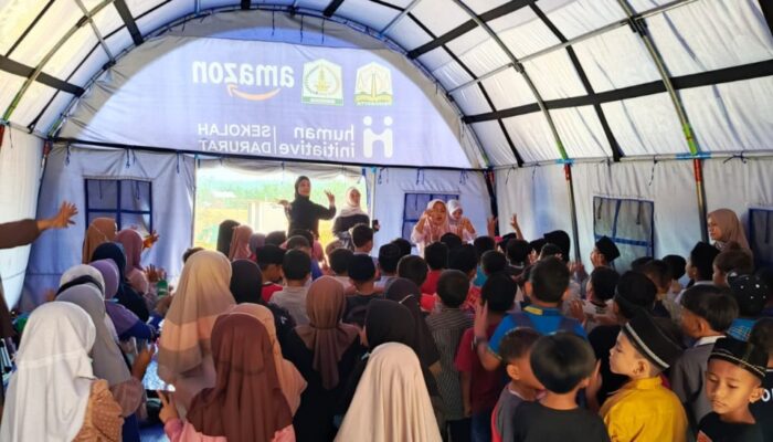 PKM Dosen PPPK ADAPI IAIN Langsa, Mengajar Anak Penyitas Banjir Di Aceh Tamiang