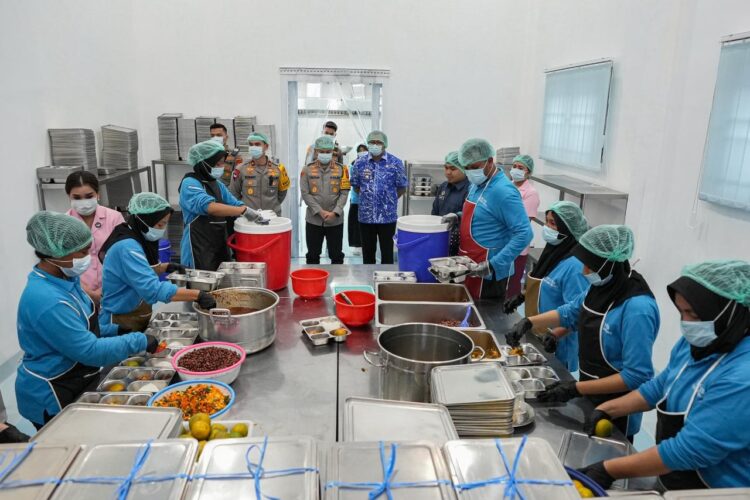 SPPG Yayasan Kemala Bhayangkari Dilaunching,Bupati Deliserdang: Kita Komitmen Peningkatan Kualitas Gizi Masyarakat