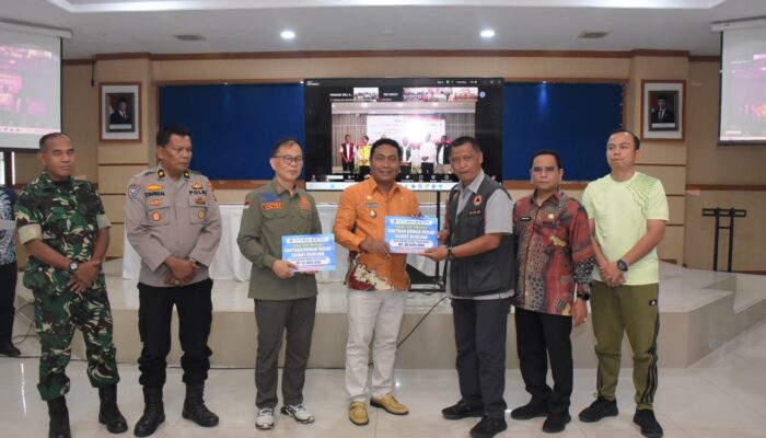 Pemerintah Pusat Serahkan Bantuan Stimulan Perbaikan Rumah Rusak Kepada Pemkab Deliserdang