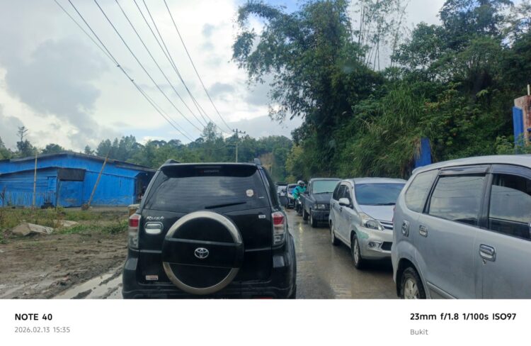 Jalan Bireuen–Takengon Macet Usai Hujan