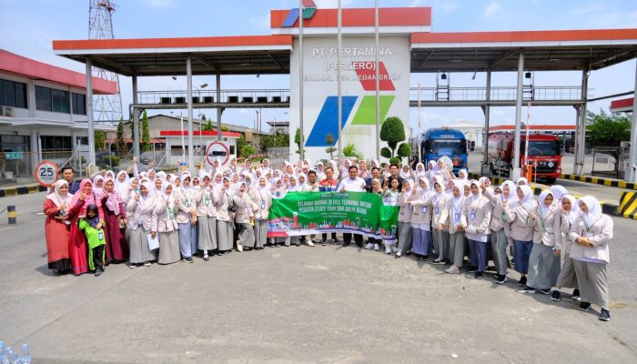 Pertamina Patra Niaga Regional Sumbagut Terima Kunjungan Edukatif Pesantren Darularafah Raya