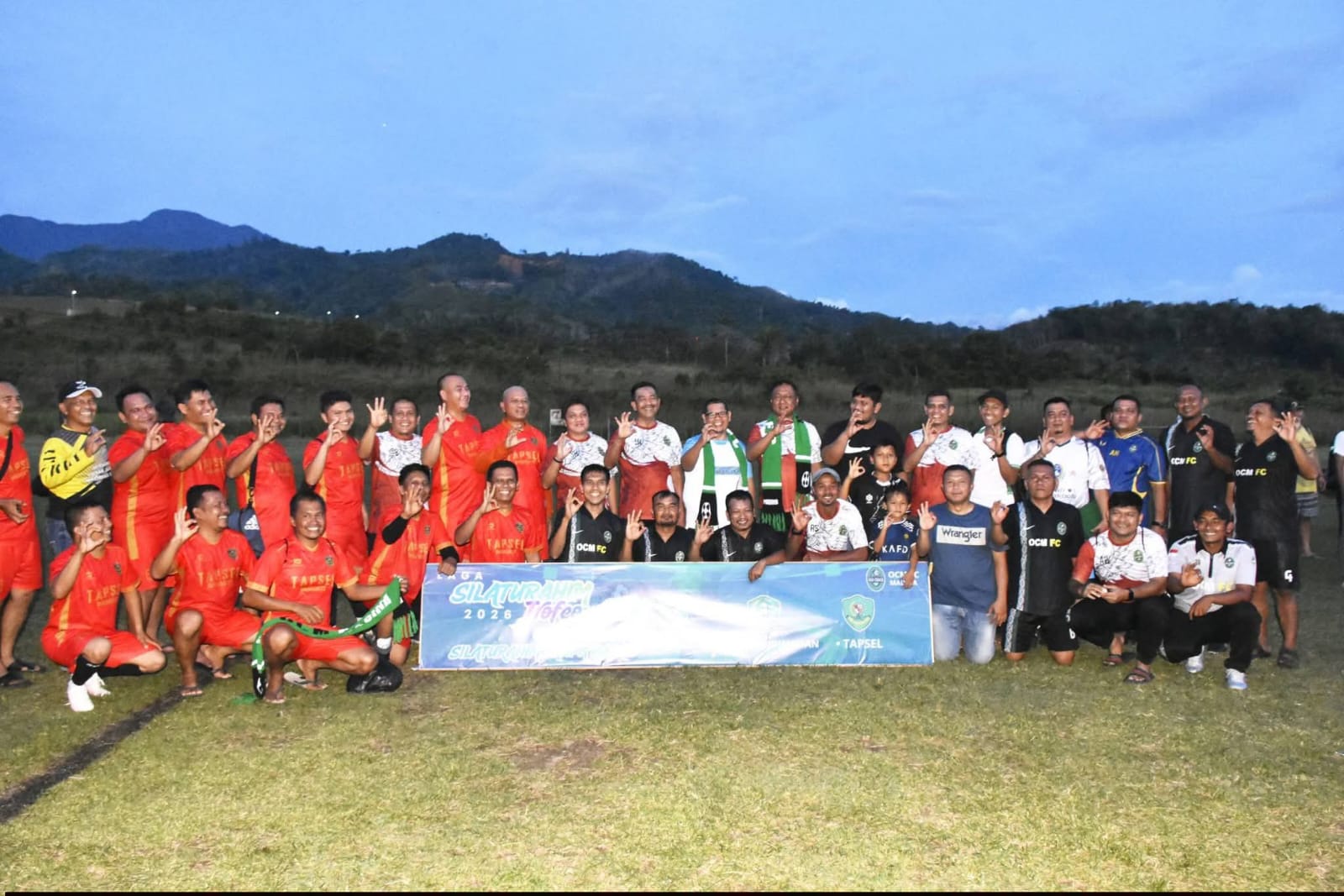 Bupati Madina Tampil di Laga Trofeo Oldcrack