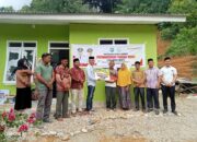 Baitul Mal Abdya Serahkan 25 Rumah Layak Huni