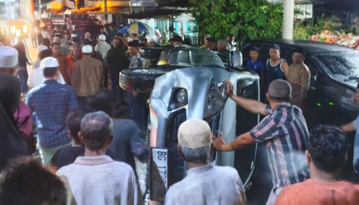 Empat Mobil Terlibat Kecelakaan di Kotanopan, Ada Mobil Damkar