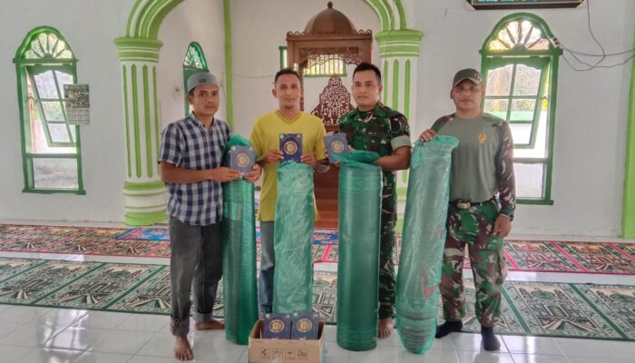 Kodim 0108/Agara Salurkan Sajadah Ambal dan Alquran ke Masjid serta Pesantren Terdampak Bencana