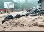 Hujan Deras Picu Banjir dan Longsor Di Tapanuli Tengah, Infrastruktur Rusak, Ratusan Warga Mengungsi