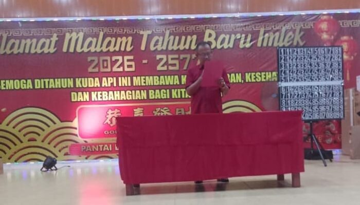 Perayaan Malam Tahun Baru Imlek di Pantai Labu Meriah