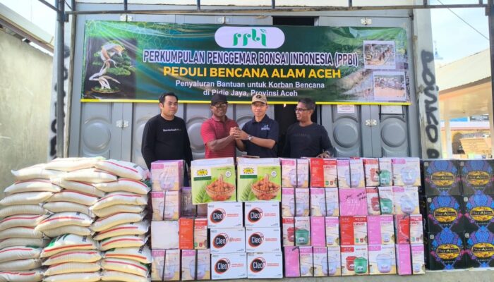 Komunitas Bonsai Salurkan Bantuan Untuk Korban Bencana Alam Aceh