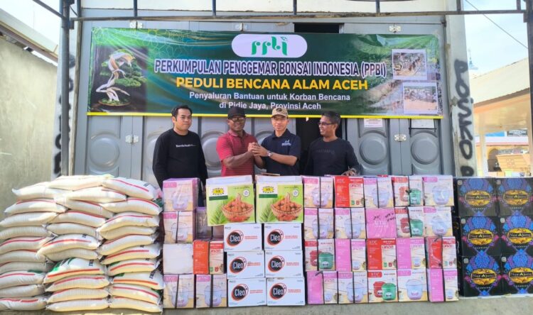 Komunitas Bonsai Salurkan Bantuan Untuk Korban Bencana Alam Aceh