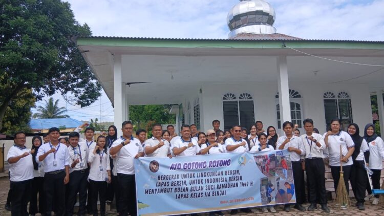 Jelang Ramadan, Lapas Binjai Gotong Royong Bersihkan Mushalla Al Ikhlas Limau Mungkur